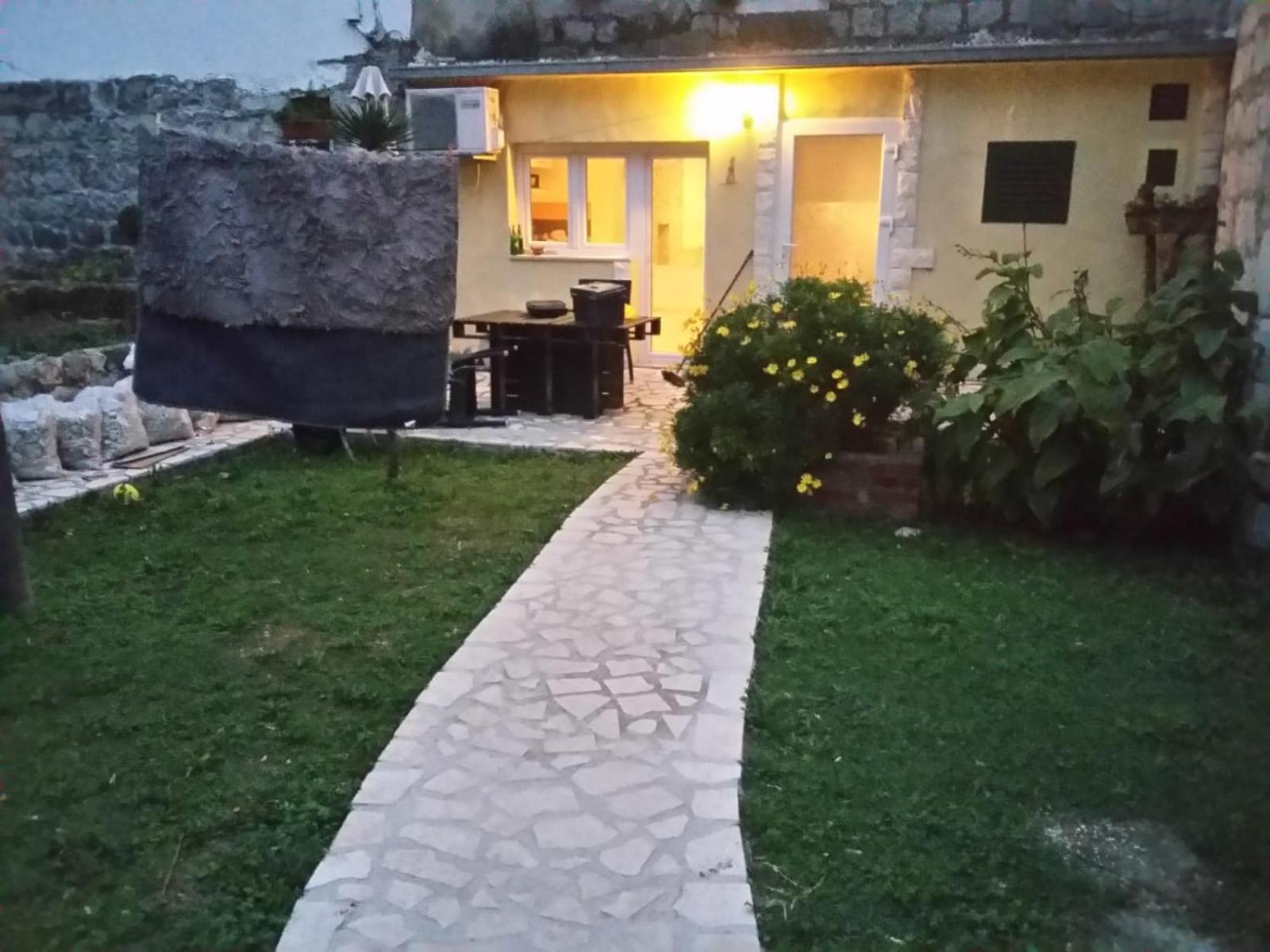Dalmata Garden Split Apartment Екстериор снимка